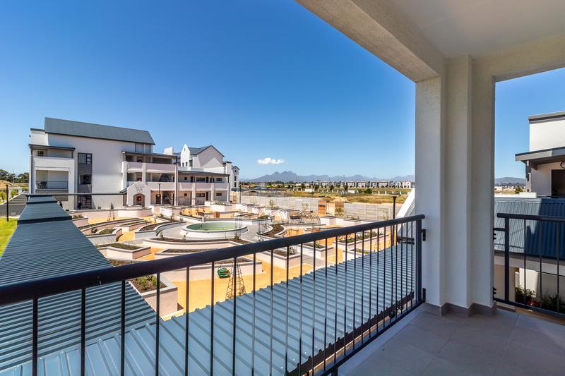 2 Bedroom Property for Sale in Buhrein Western Cape